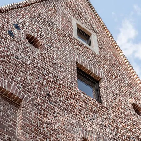 The Granary - La 5*