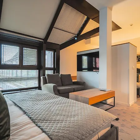 호텔 Great Polonia The Granary La 5*